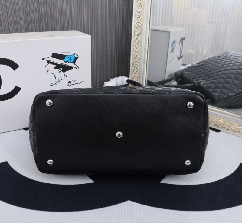 Ch**el shopping bags